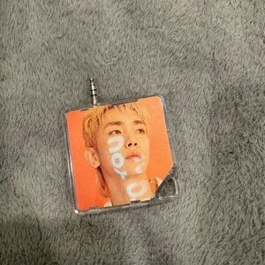 Key the 1st album repackage « I wanna be » khino version